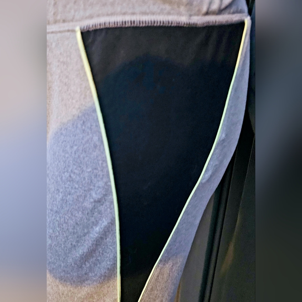MEDIUM ADIDAS PANTS - Picture 6 of 9